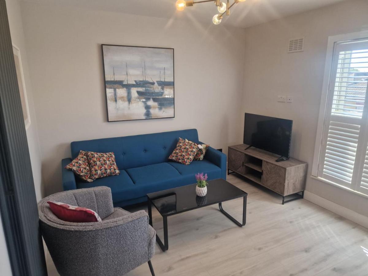 Collier'S Wood En-Suite Apartments Лондон Екстериор снимка